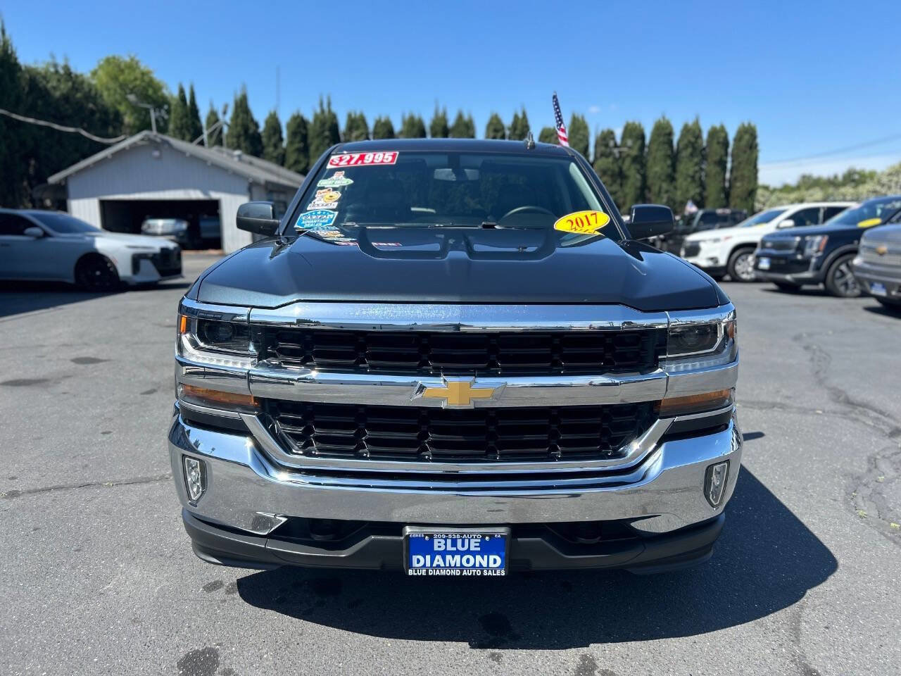 Used 2017 Chevrolet Silverado 1500 LT w/ All Star Edition AWD/4WD image 2