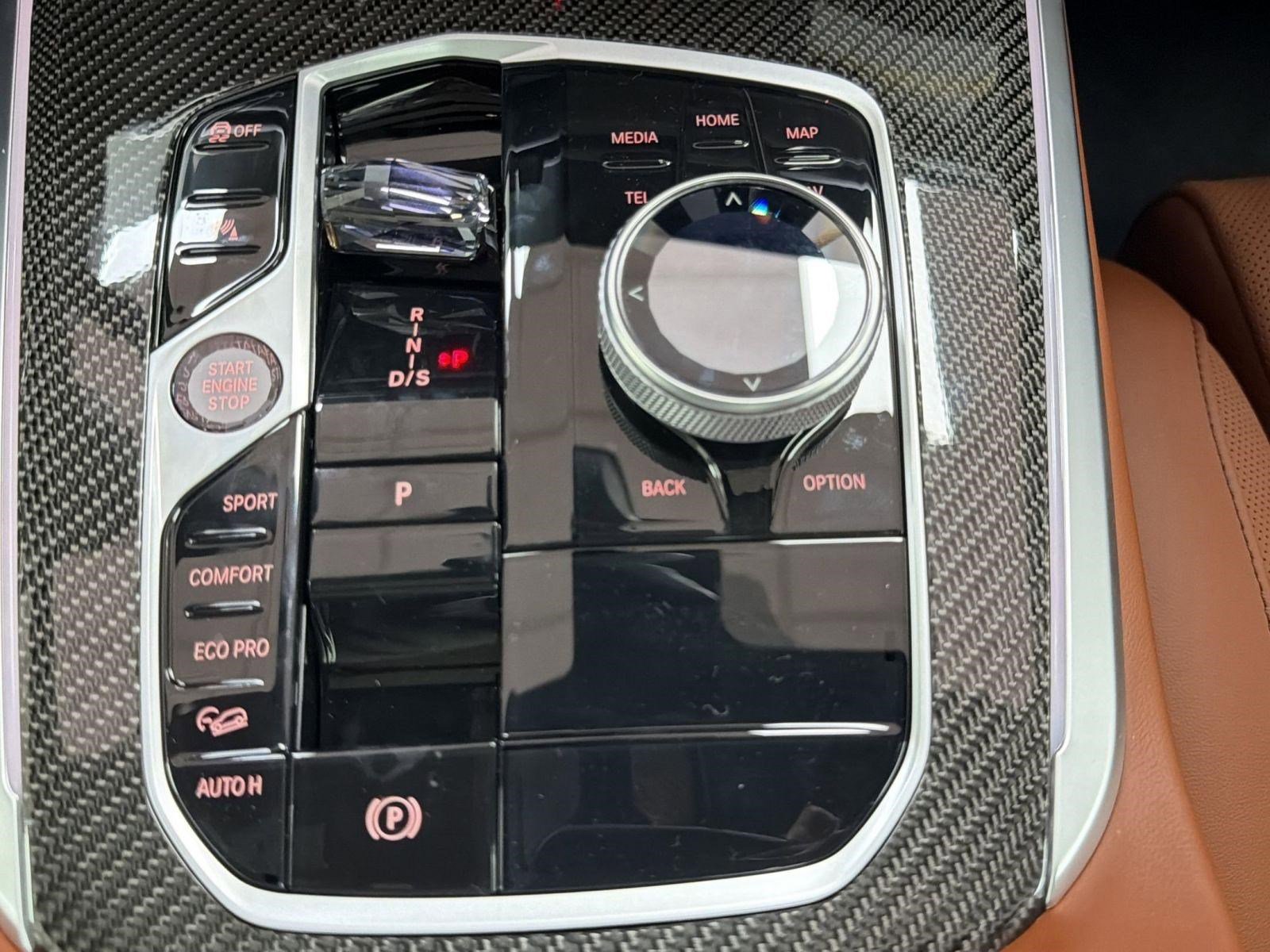 New 2026 BMW X5 M60i image 22