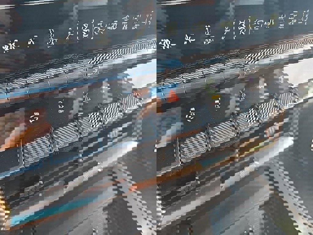 New 2025 GMC Hummer EV 3X image 52