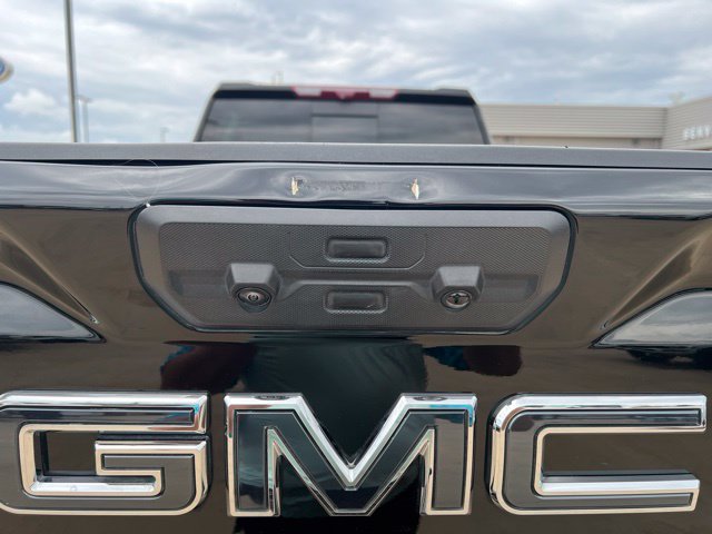 Used 2024 GMC Sierra 3500 Denali Ultimate AWD/4WD image 15