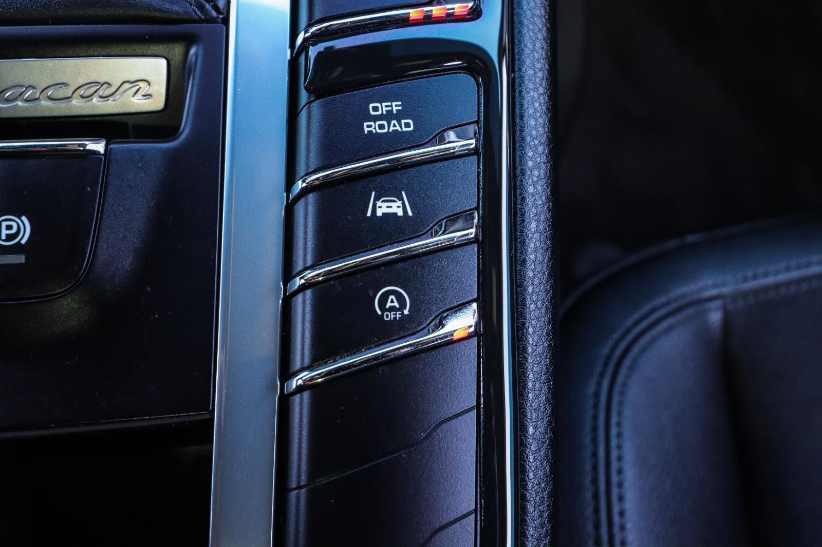 Used 2017 Porsche Macan image 12