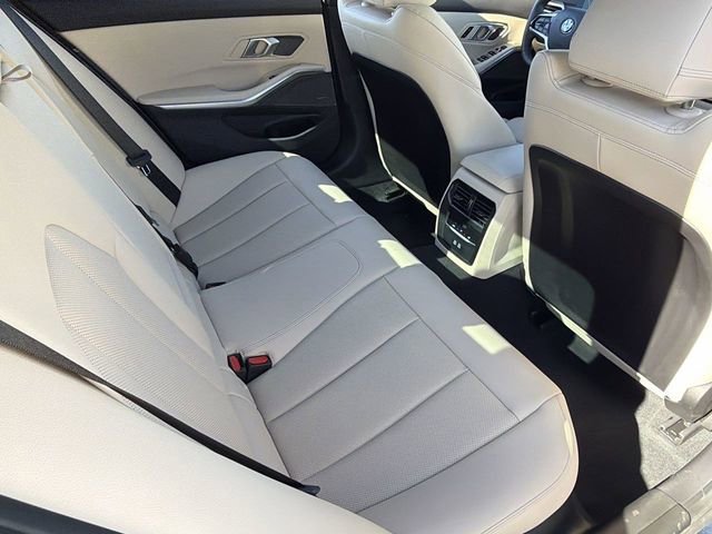 Certified 2025 BMW 330i Sedan w/ Convenience Package image 16