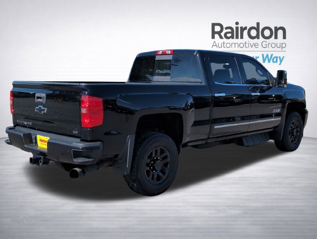 Used 2018 Chevrolet Silverado 3500 LTZ w/ Duramax Plus Package AWD/4WD image 7