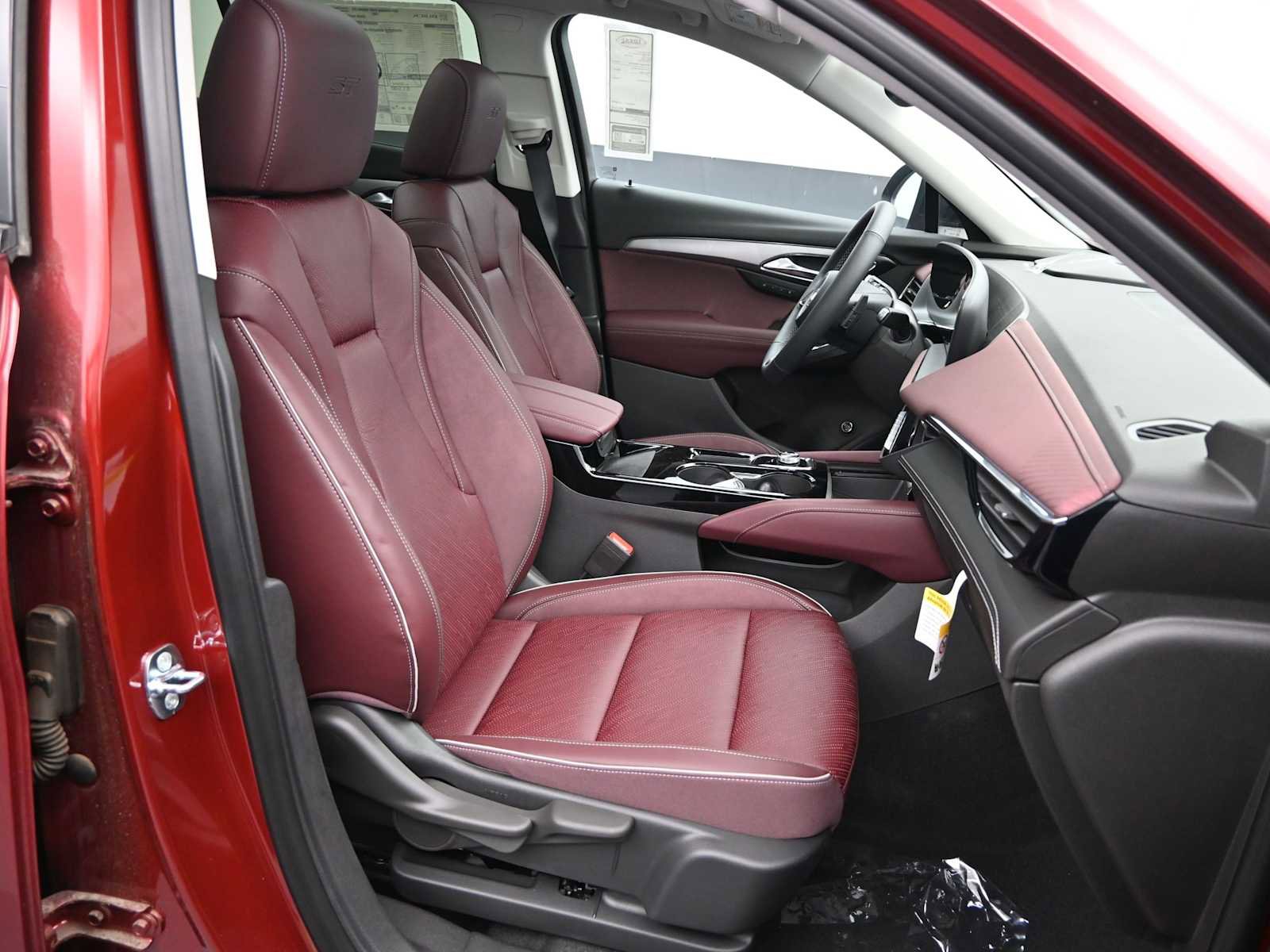 Used 2024 Buick Envision Sport Touring image 11