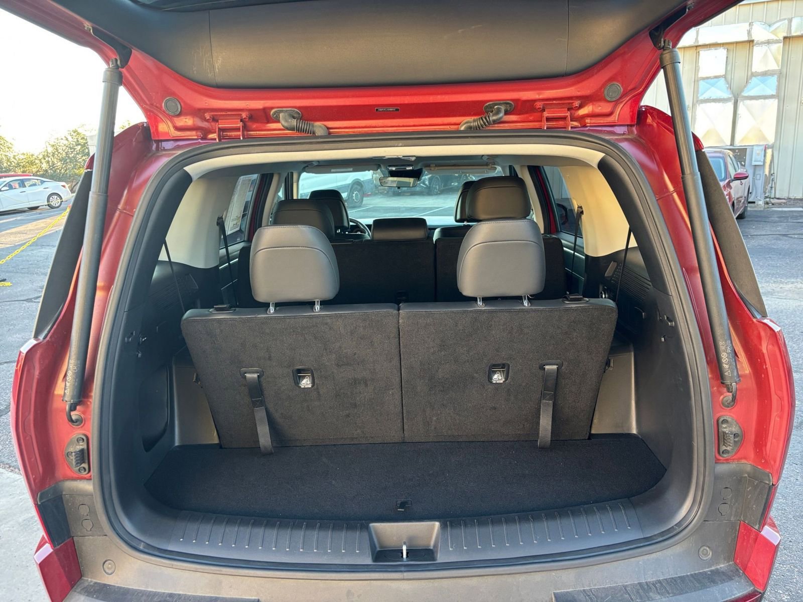 Used 2025 Hyundai Santa Fe SEL image 33