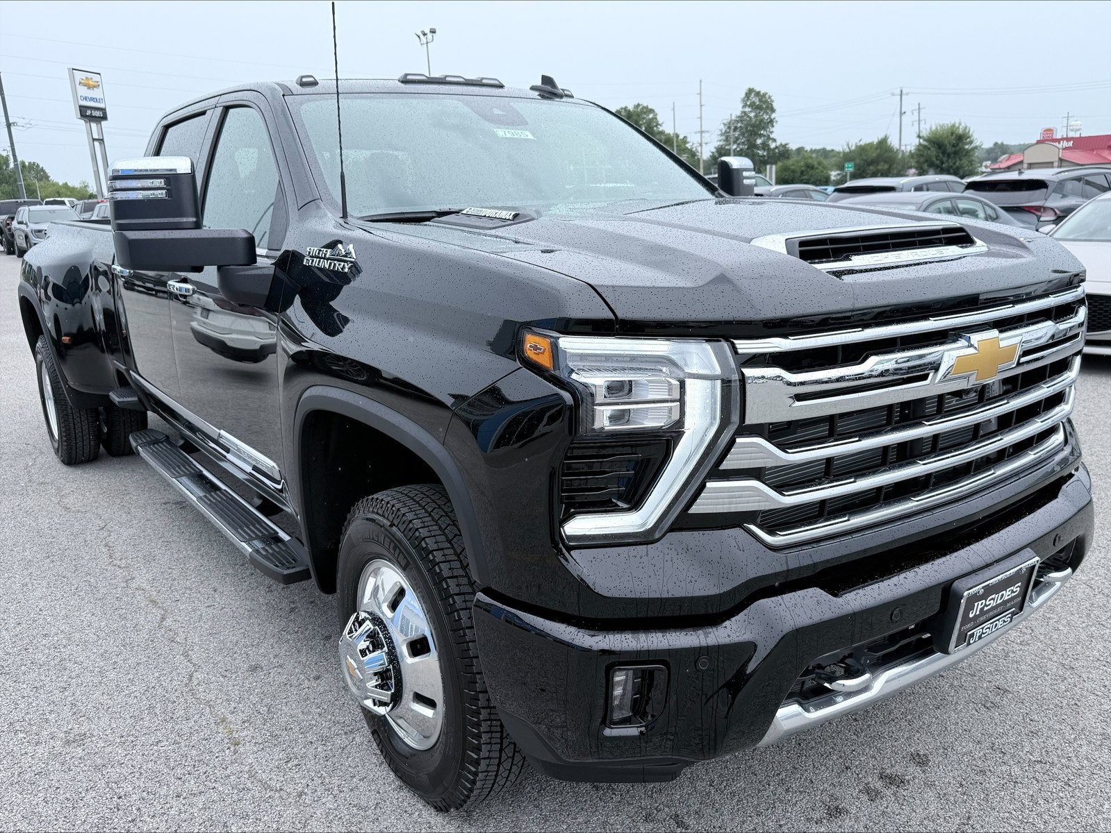 New 2026 Chevrolet Silverado 3500 High Country w/ High Country Premium Package AWD/4WD image 3