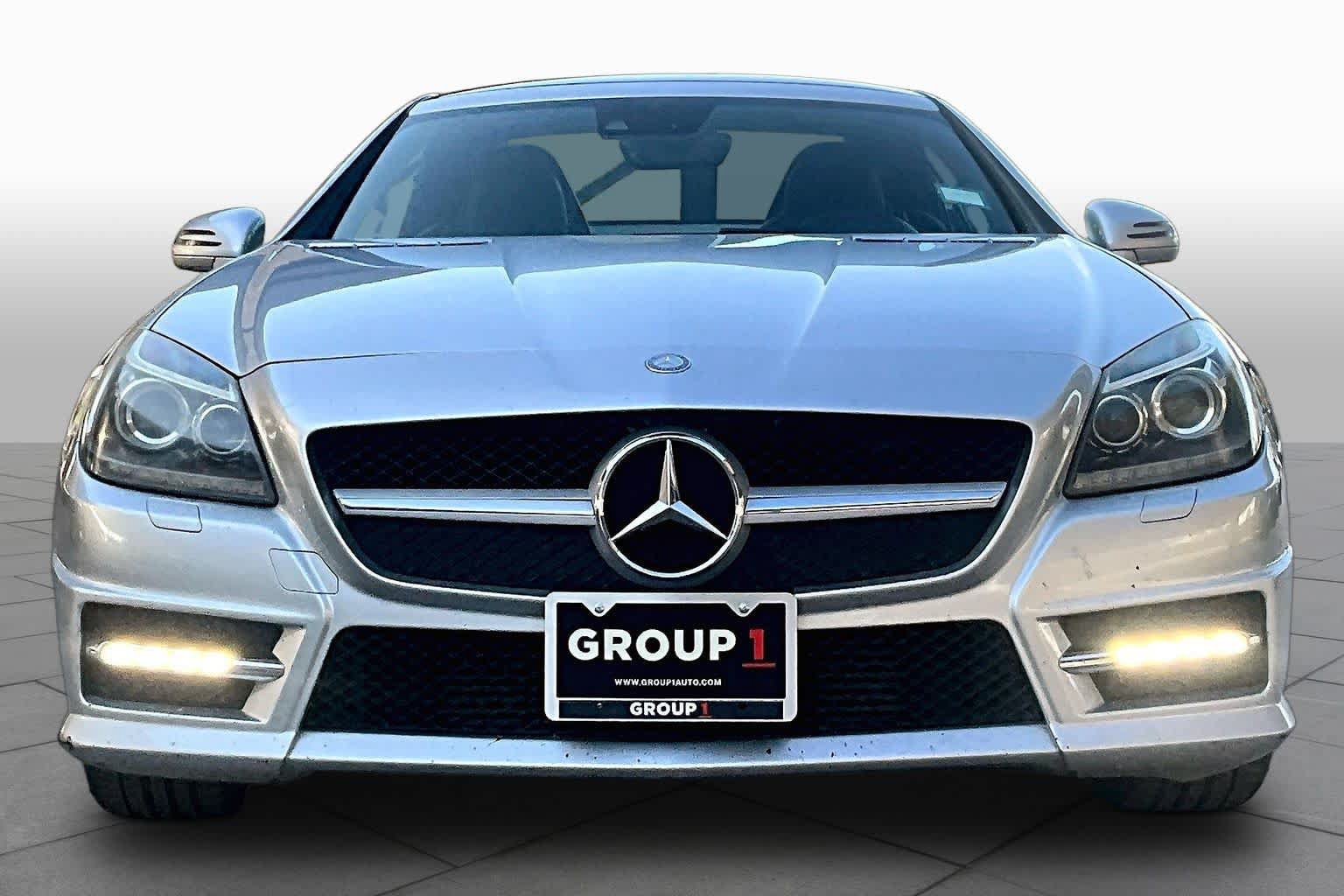 Used 2013 Mercedes-Benz SLK 250 image 4