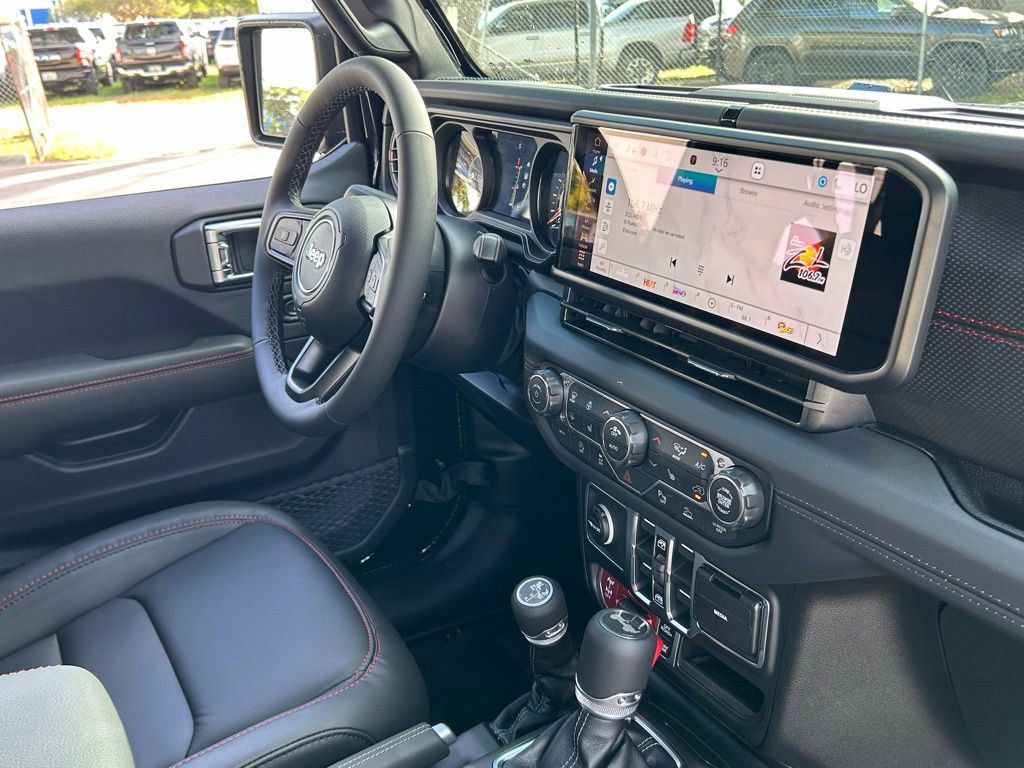 New 2026 Jeep Wrangler Unlimited Rubicon image 32