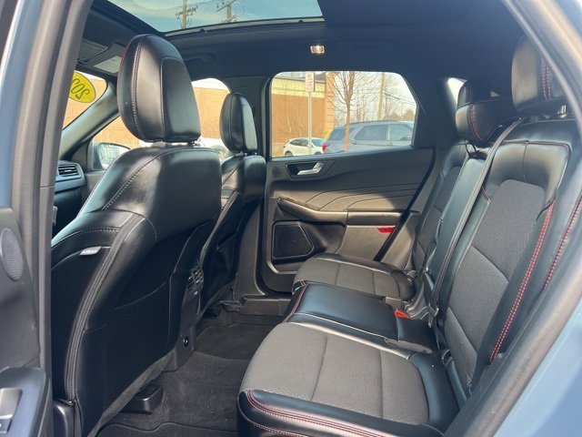 Used 2024 Ford Escape ST-Line Select w/ Tech Pack #2 image 18