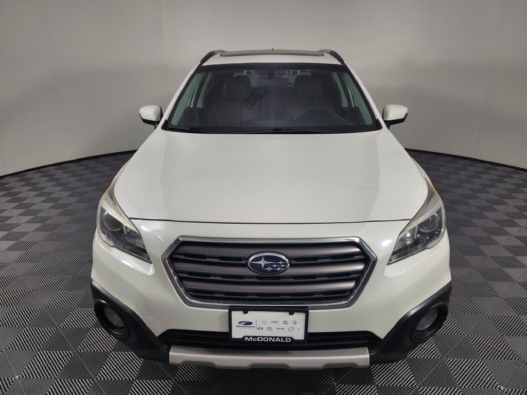 Used 2017 Subaru Outback 2.5i Touring w/ Popular Package #5A AWD/4WD image 8