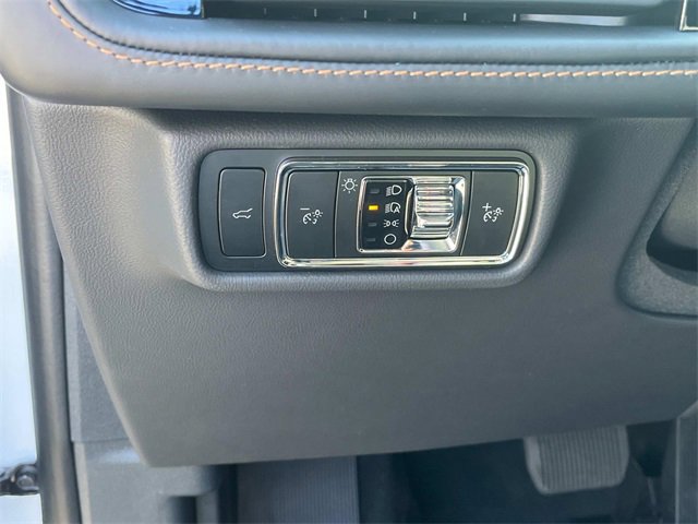 New 2025 Lincoln Aviator Black Label w/ Jet Appearance Package image 25