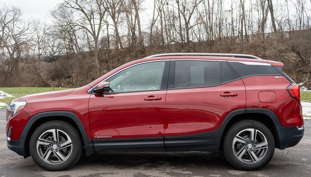 Used 2021 GMC Terrain SLT w/ Infotainment Package II image 9