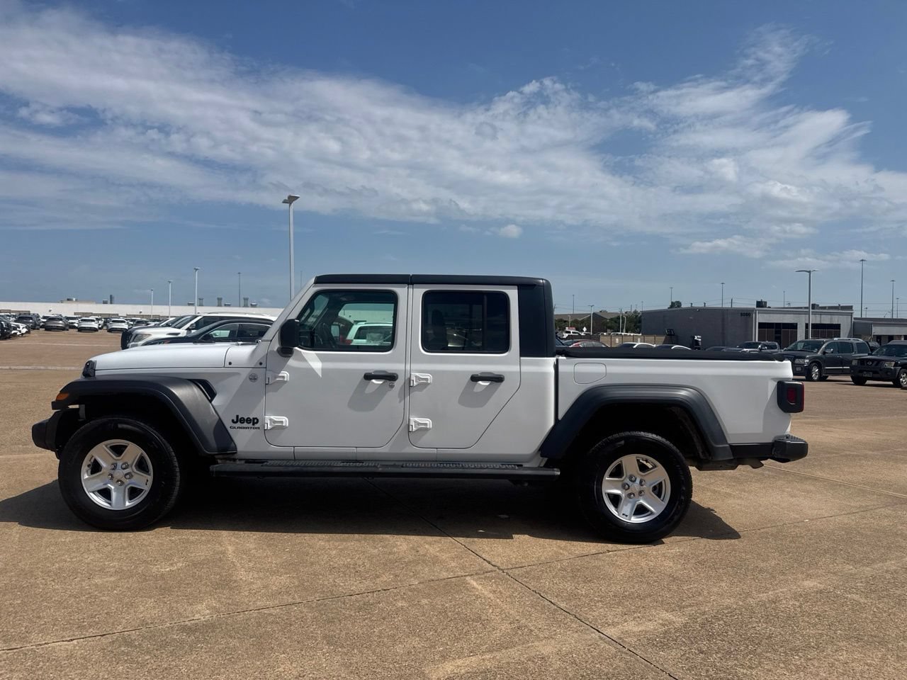 Used 2020 Jeep Gladiator Sport w/ Quick Order Package 24S AWD/4WD image 10