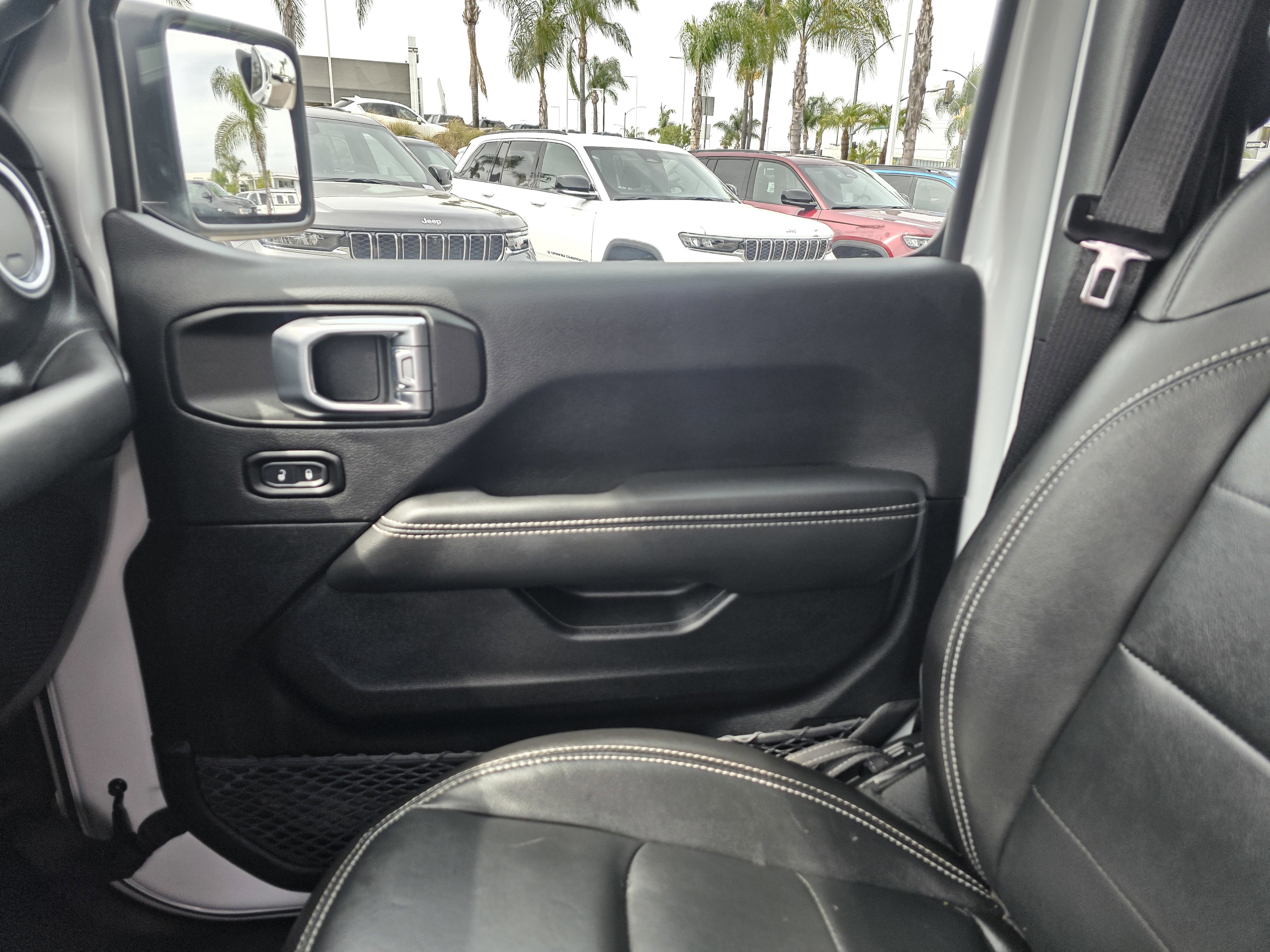 Certified 2023 Jeep Wrangler Unlimited Sahara w/ Cold Weather Group AWD/4WD image 13