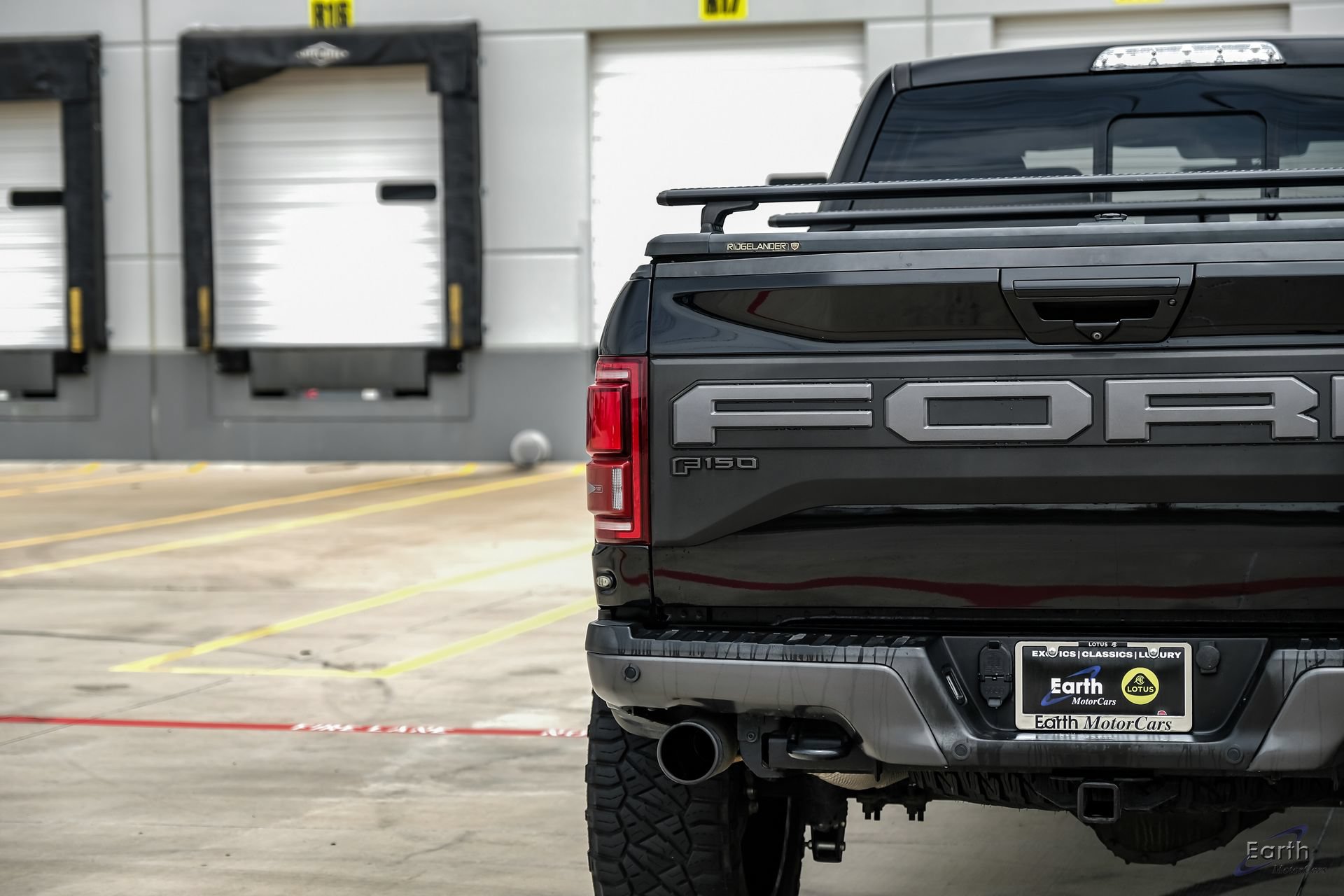 Used 2019 Ford F150 Raptor w/ Equipment Group 802A Luxury AWD/4WD image 14