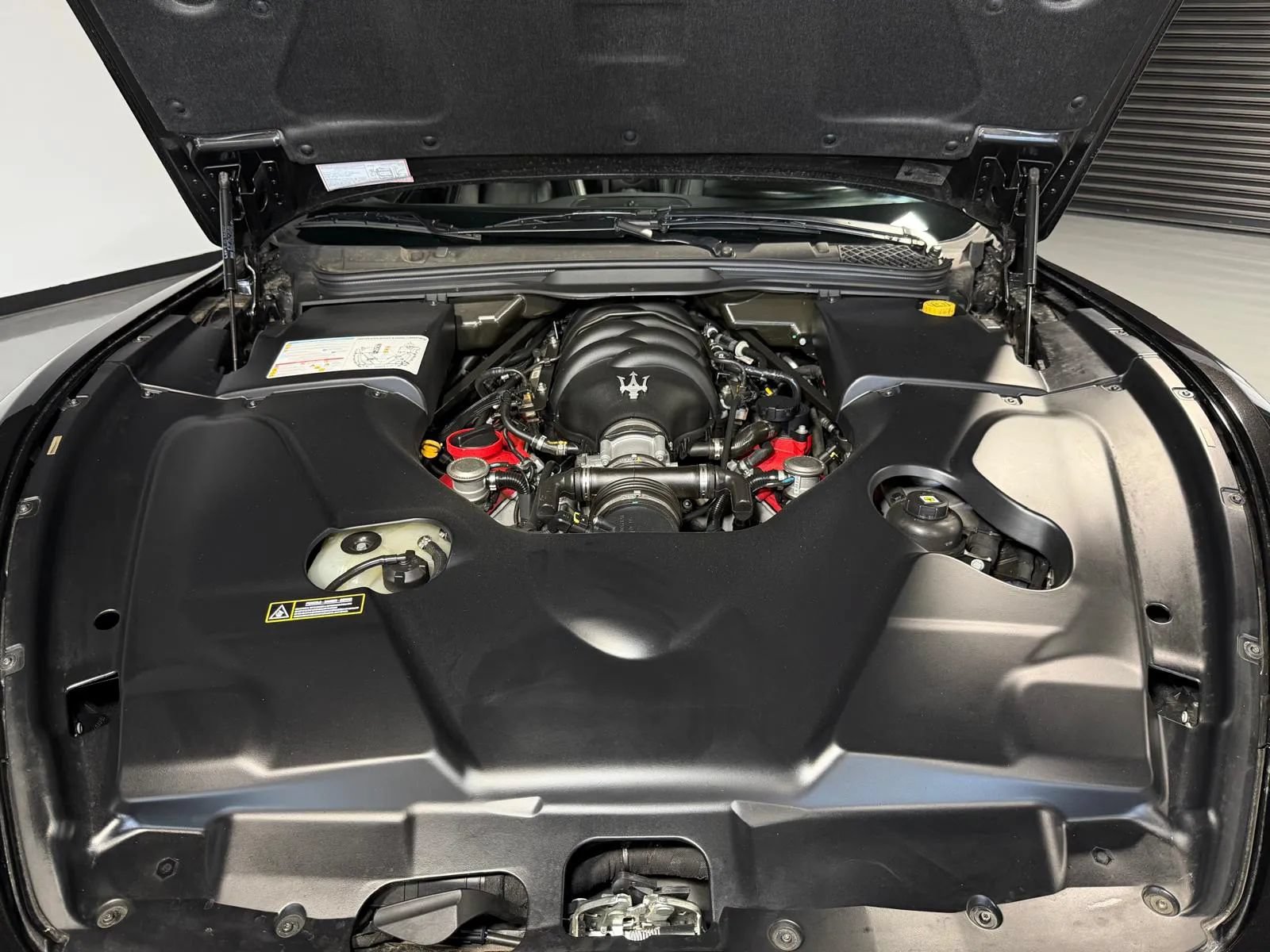 Used 2013 Maserati GranTurismo Convertible RWD image 8