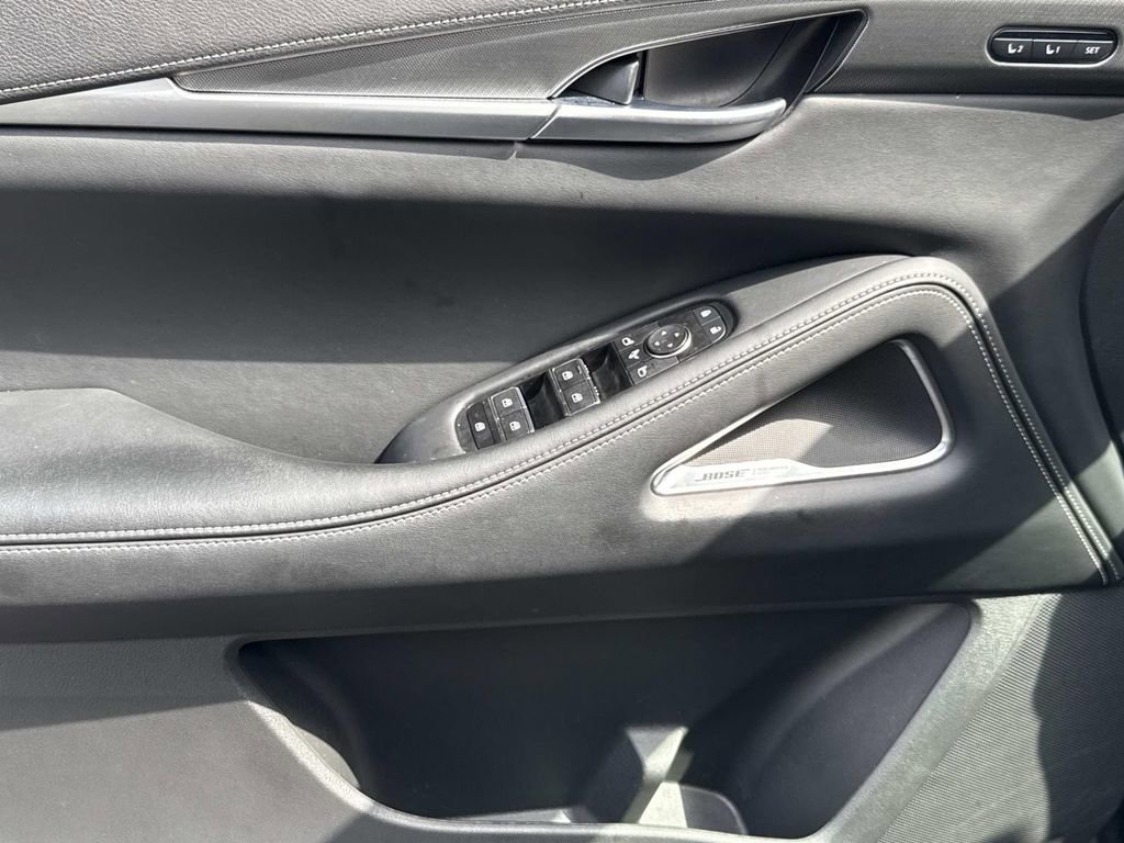 Certified 2025 INFINITI QX60 Luxe w/ Black Edition image 14