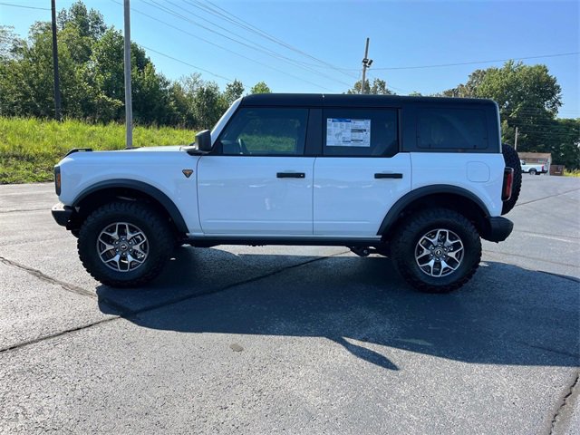 New 2025 Ford Bronco Badlands image 6