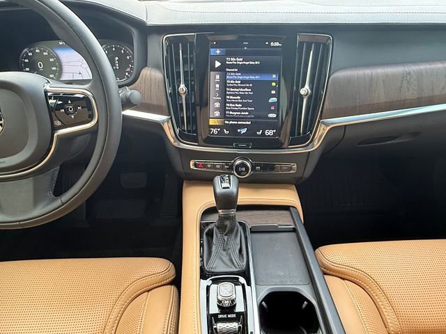 Used 2021 Volvo S90 T6 Inscription w/ Protection Package Premier AWD/4WD image 3