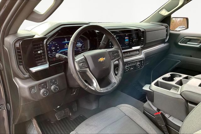 Used 2022 Chevrolet Silverado 1500 LT image 12