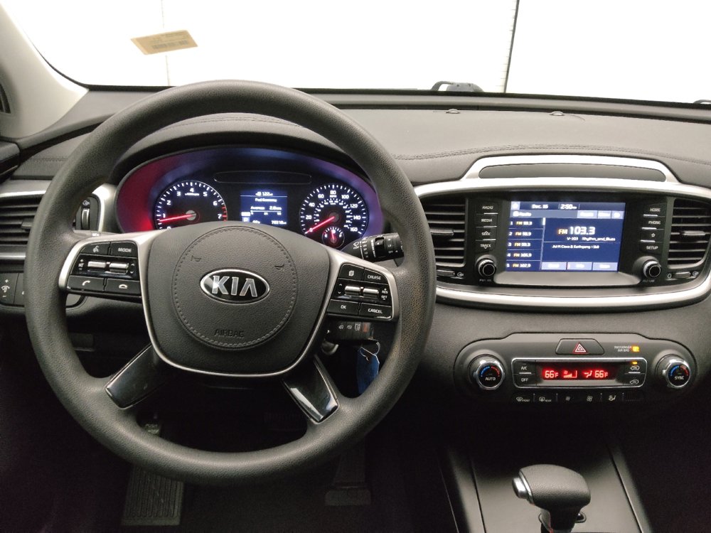 Used 2019 Kia Sorento LX image 22