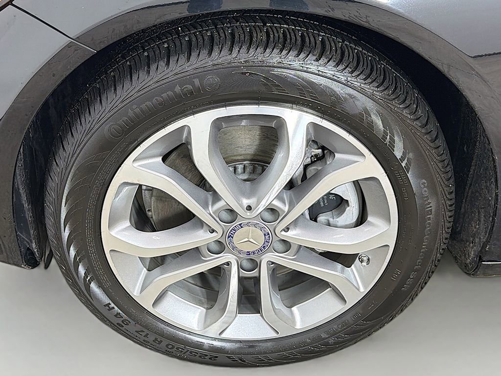Used 2015 Mercedes-Benz C 300 4MATIC Sedan image 17