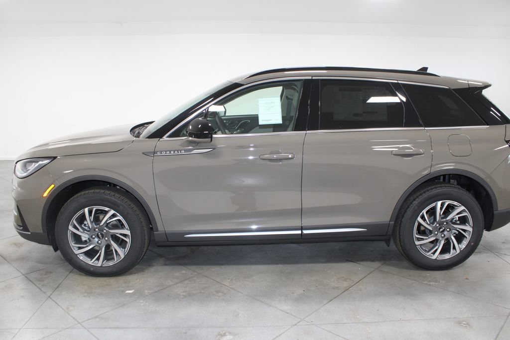 New 2026 Lincoln Corsair Premiere image 5