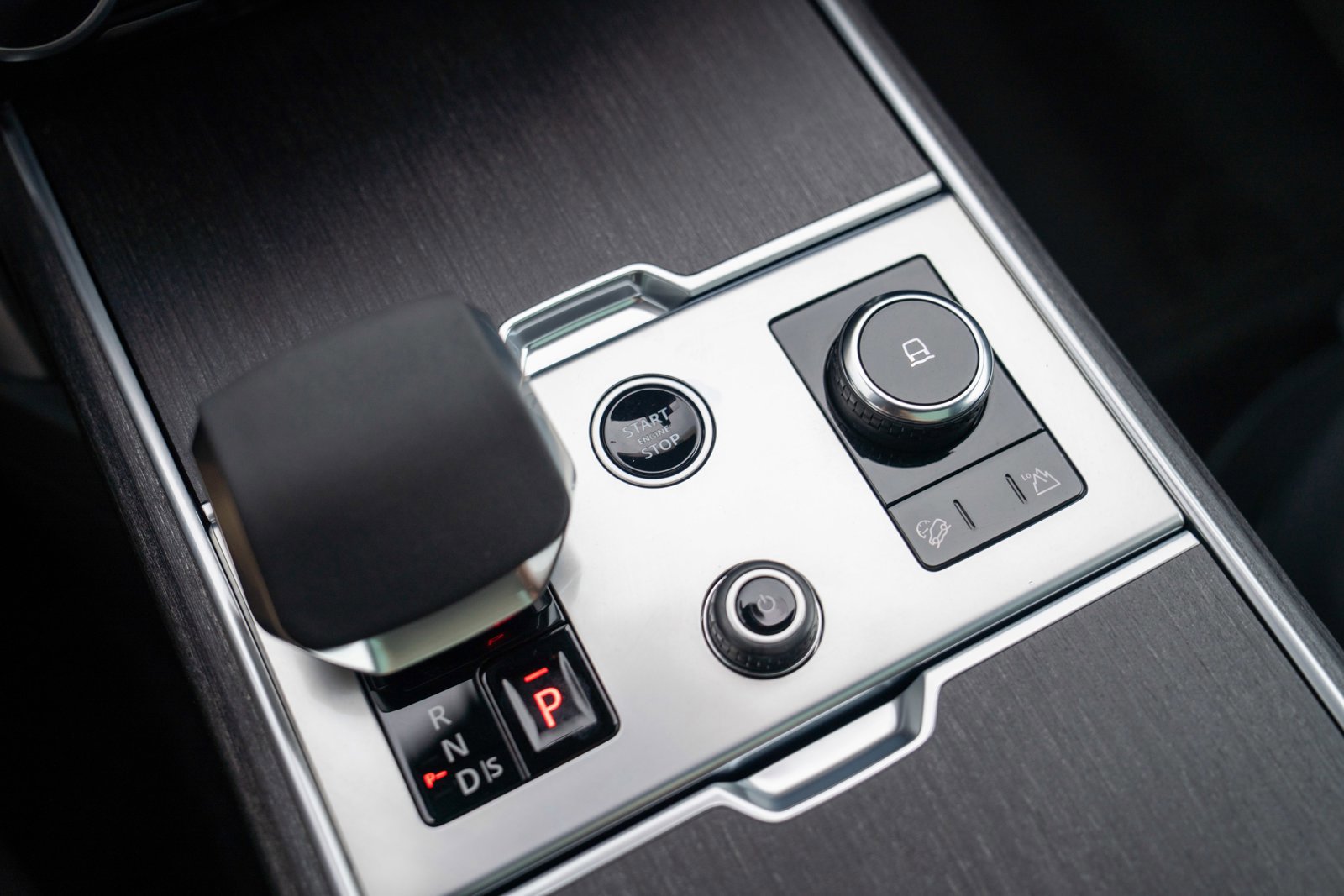 Used 2023 Land Rover Range Rover SE image 18