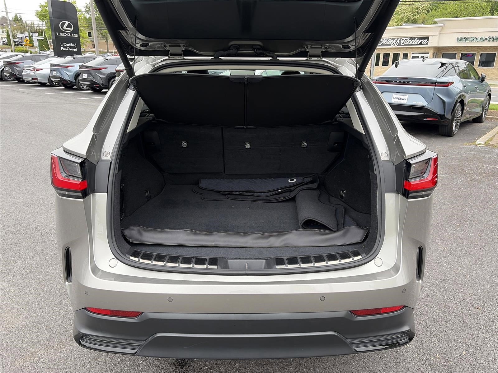 Used 2023 Lexus NX 350 AWD image 13
