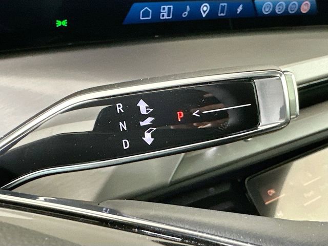 New 2026 Cadillac Vistiq Sport image 12