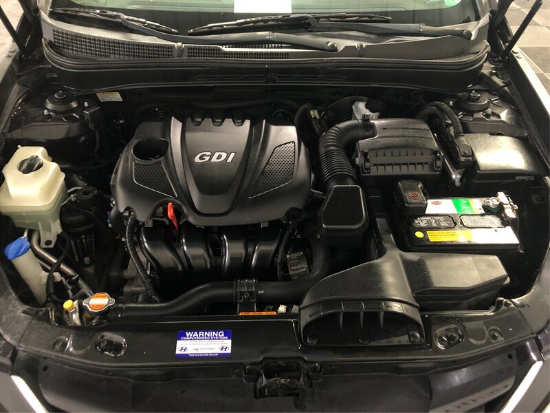 Used 2011 Hyundai Sonata GLS w/ Popular Equipment Pkg 2 FWD image 11