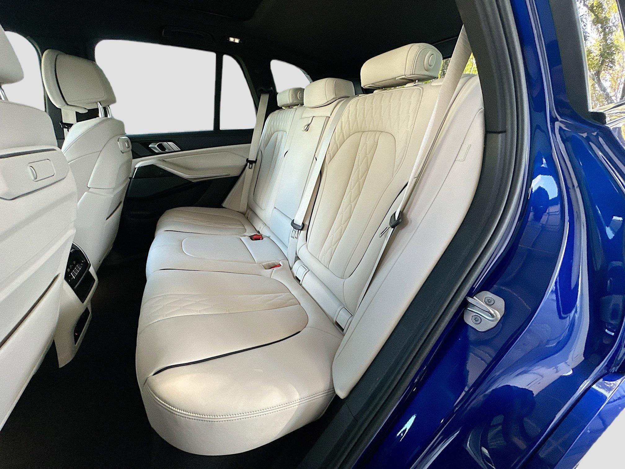 Certified 2024 BMW X5 M60i w/ Climate Comfort Package image 26