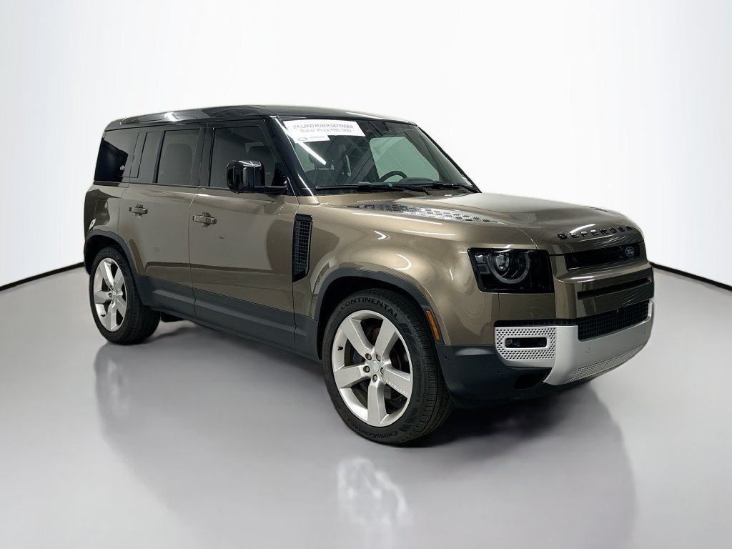 Used 2024 Land Rover Defender 110 SE AWD/4WD image 7