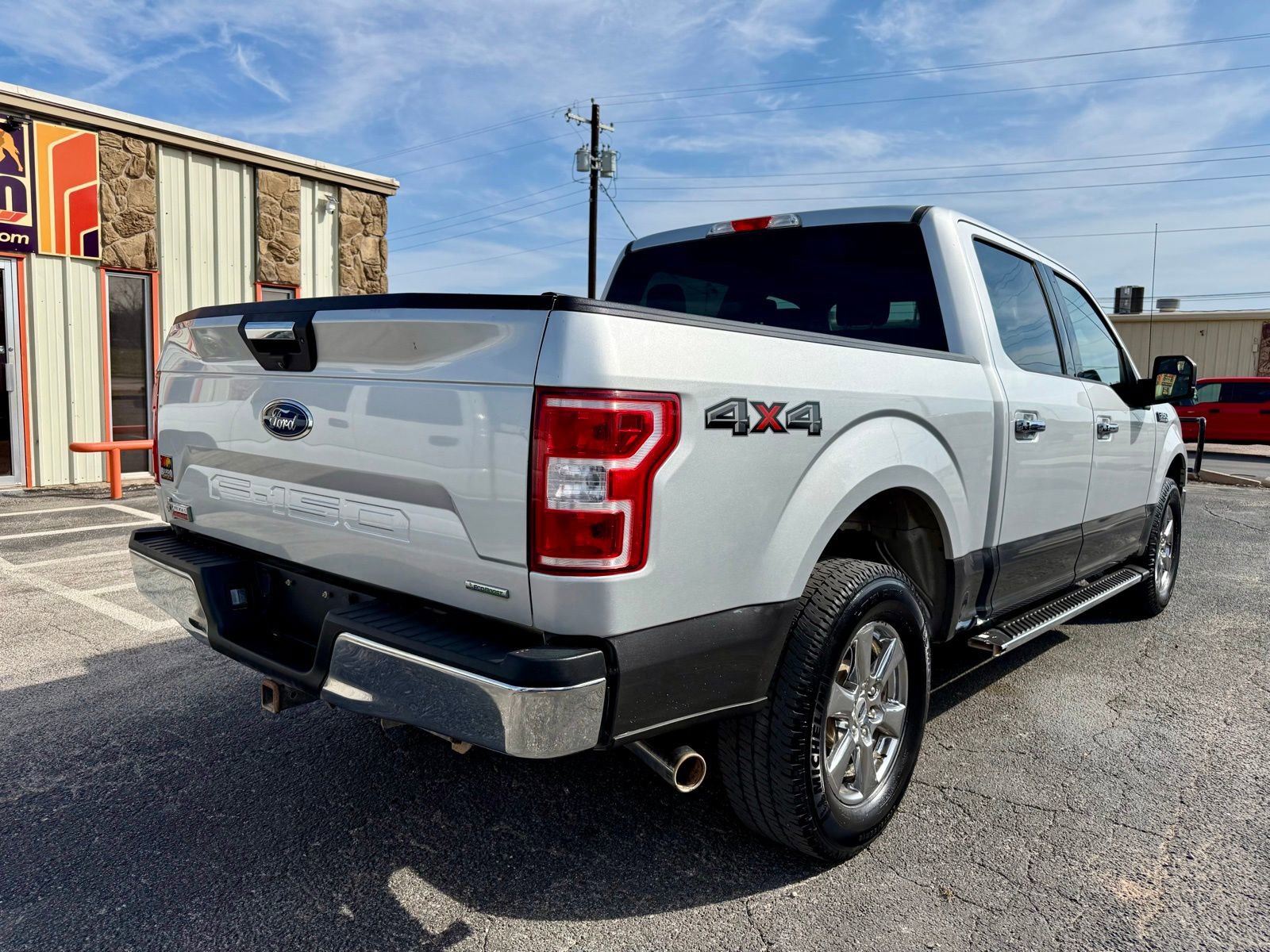 Used 2019 Ford F150 XLT w/ Equipment Group 302A Luxury image 3