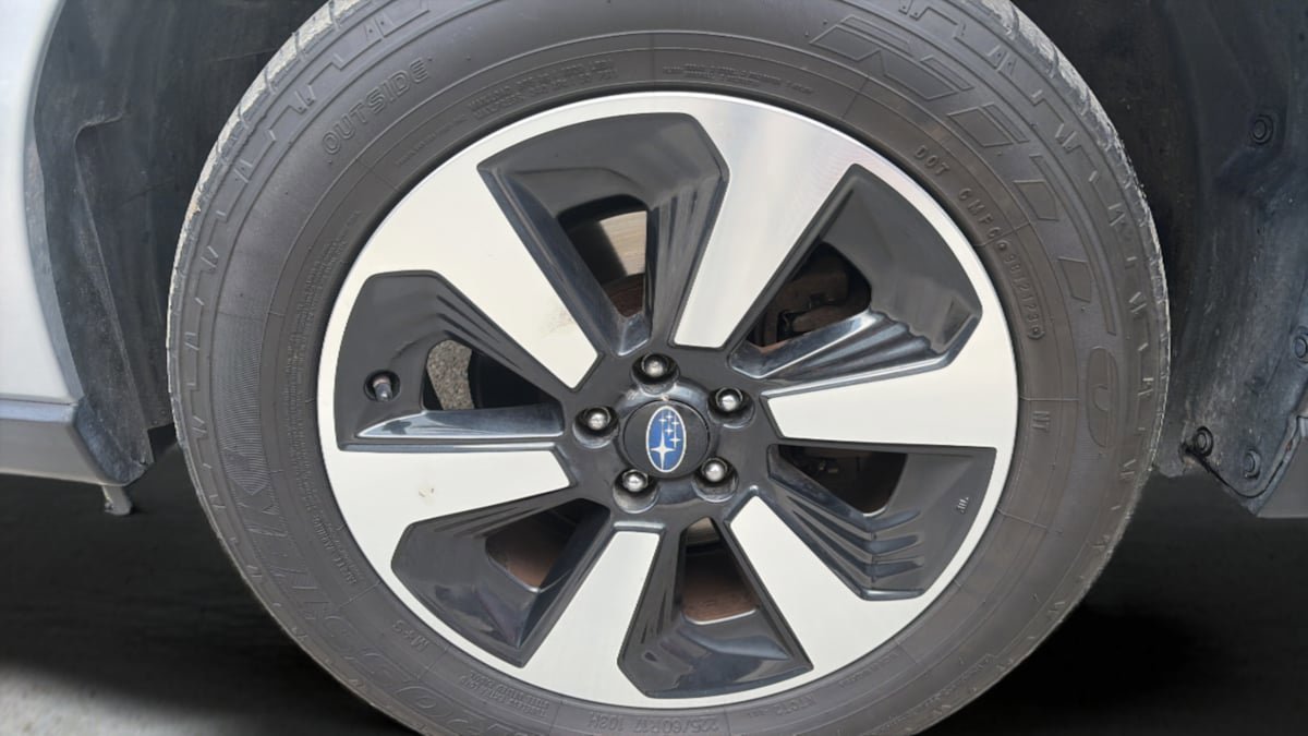 Used 2017 Subaru Forester 2.5i Limited AWD/4WD image 21