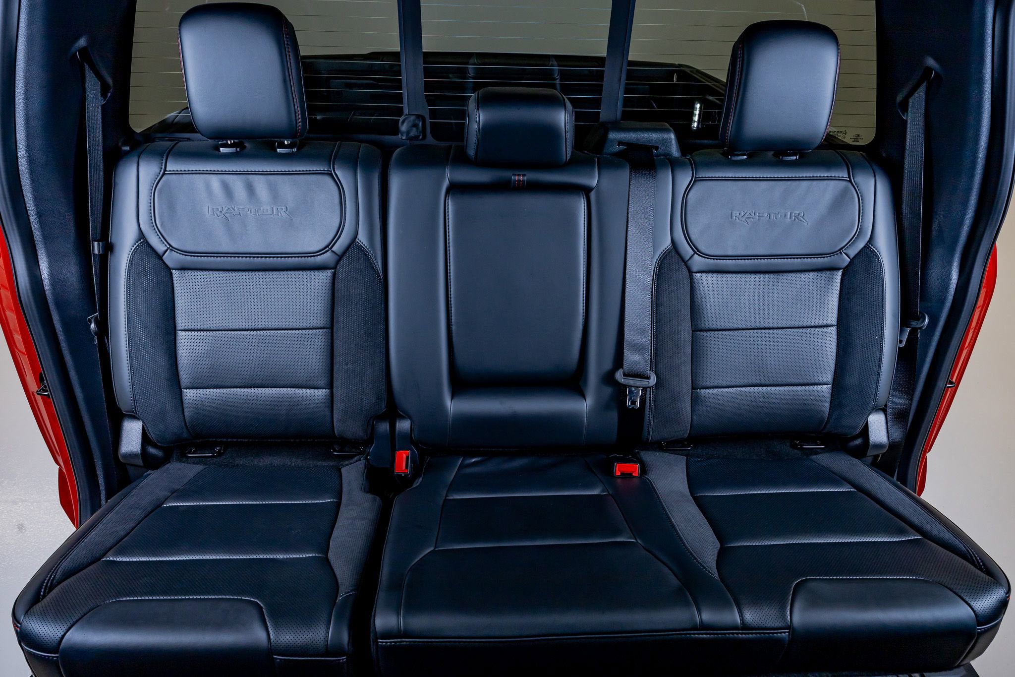 Used 2025 Ford F150 Raptor AWD/4WD image 35