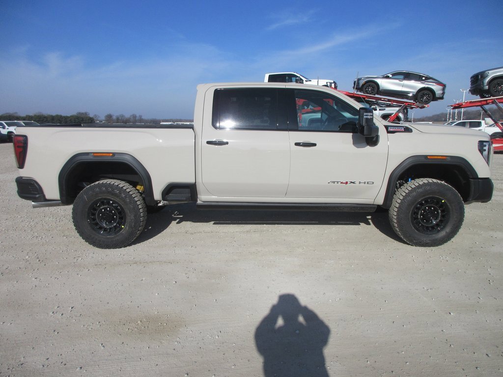 New 2026 GMC Sierra 2500 AT4X w/ AT4X AEV Edition image 3