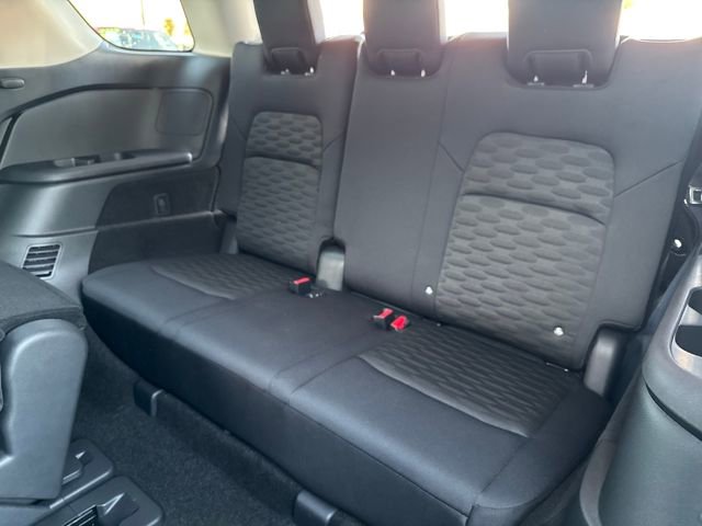 Used 2025 Nissan Pathfinder SV image 30