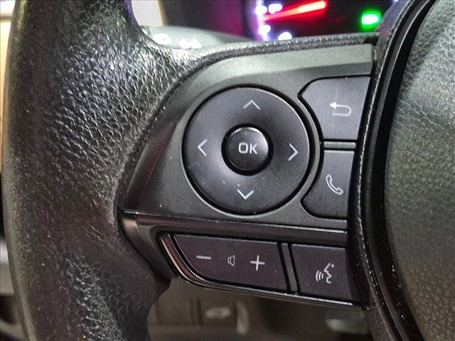 Used 2022 Toyota RAV4 XLE w/ Convenience Package FWD image 15