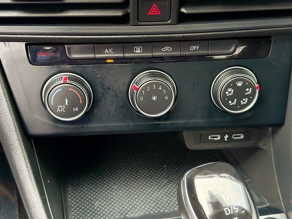 Used 2024 Volkswagen Jetta S FWD image 30