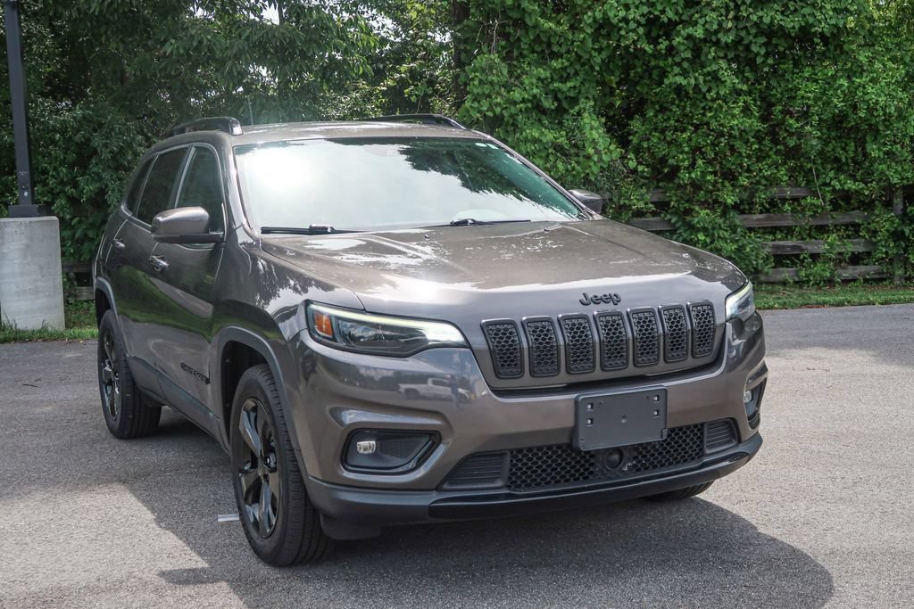 Used 2021 Jeep Cherokee Latitude Plus AWD/4WD image 6
