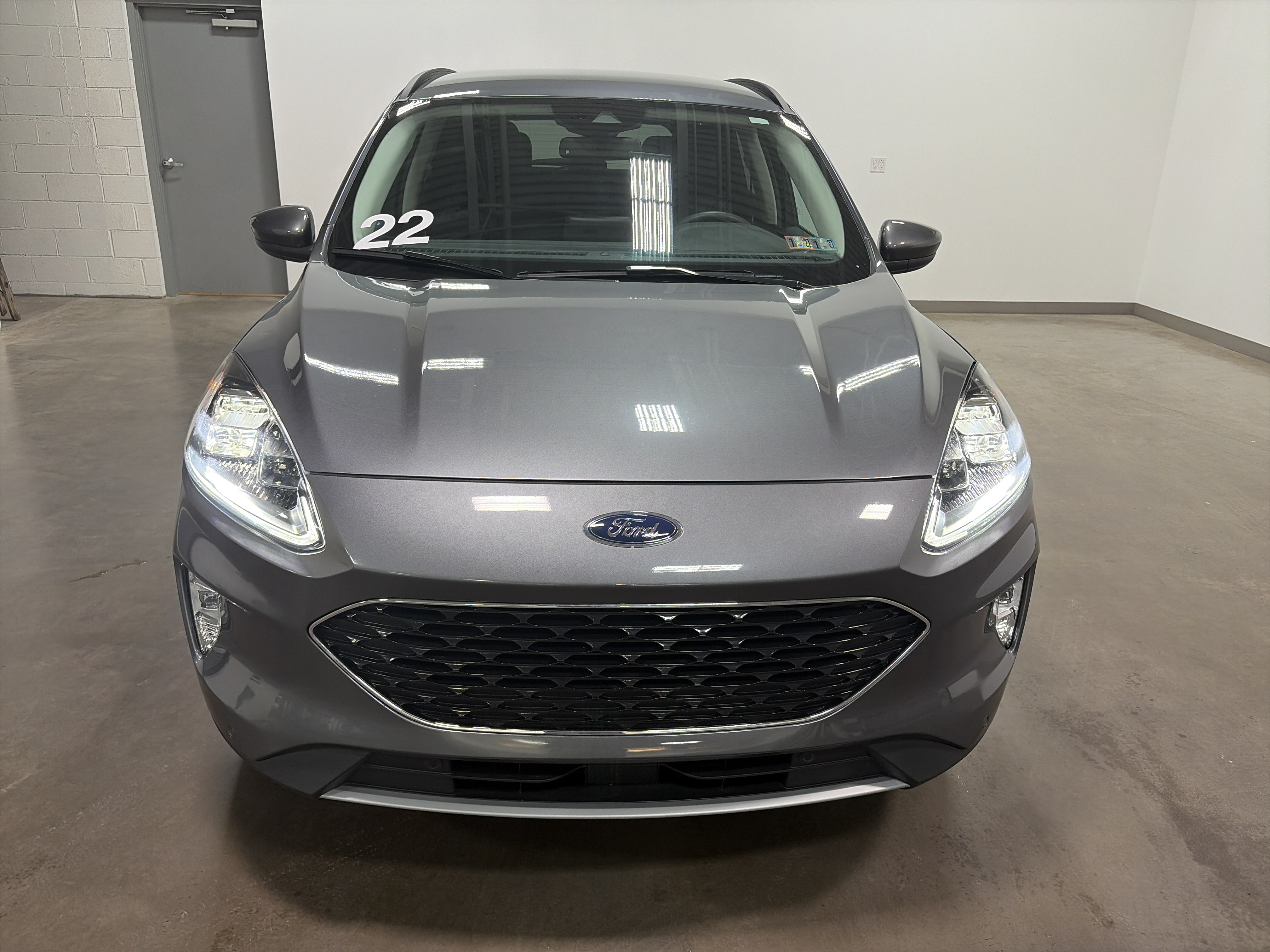 Used 2022 Ford Escape Titanium AWD/4WD image 37
