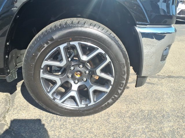 Used 2026 RAM 1500 Laramie AWD/4WD image 4