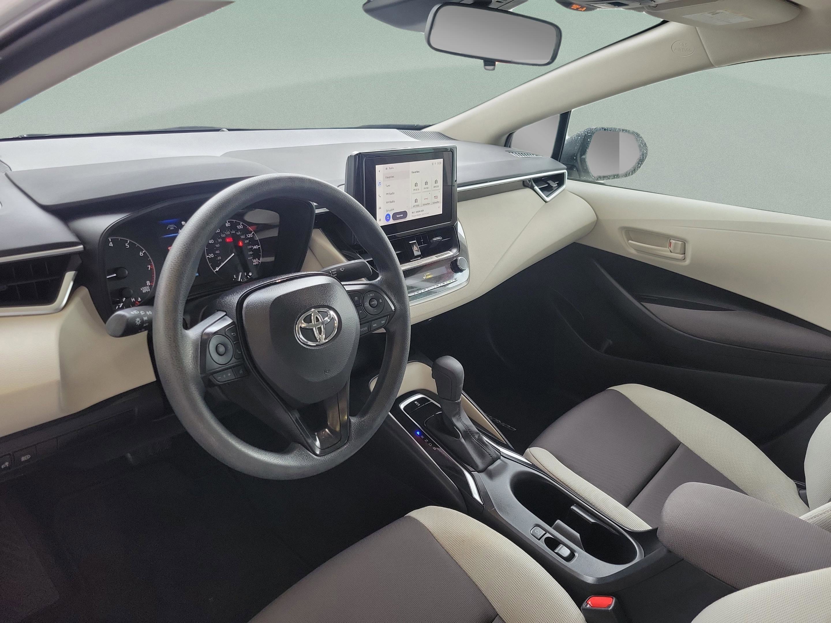 Used 2024 Toyota Corolla LE image 17