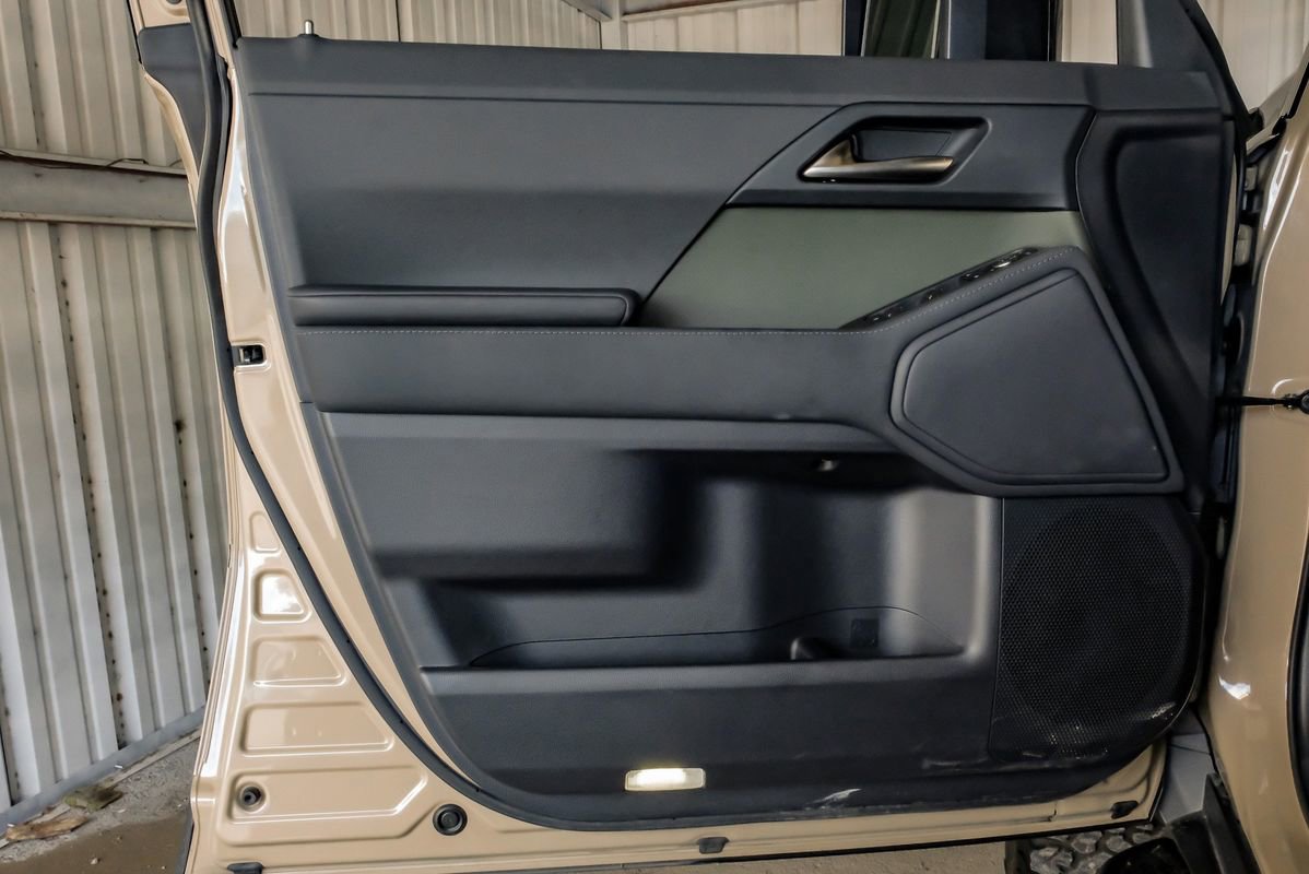 Used 2025 Lexus GX 550 image 43