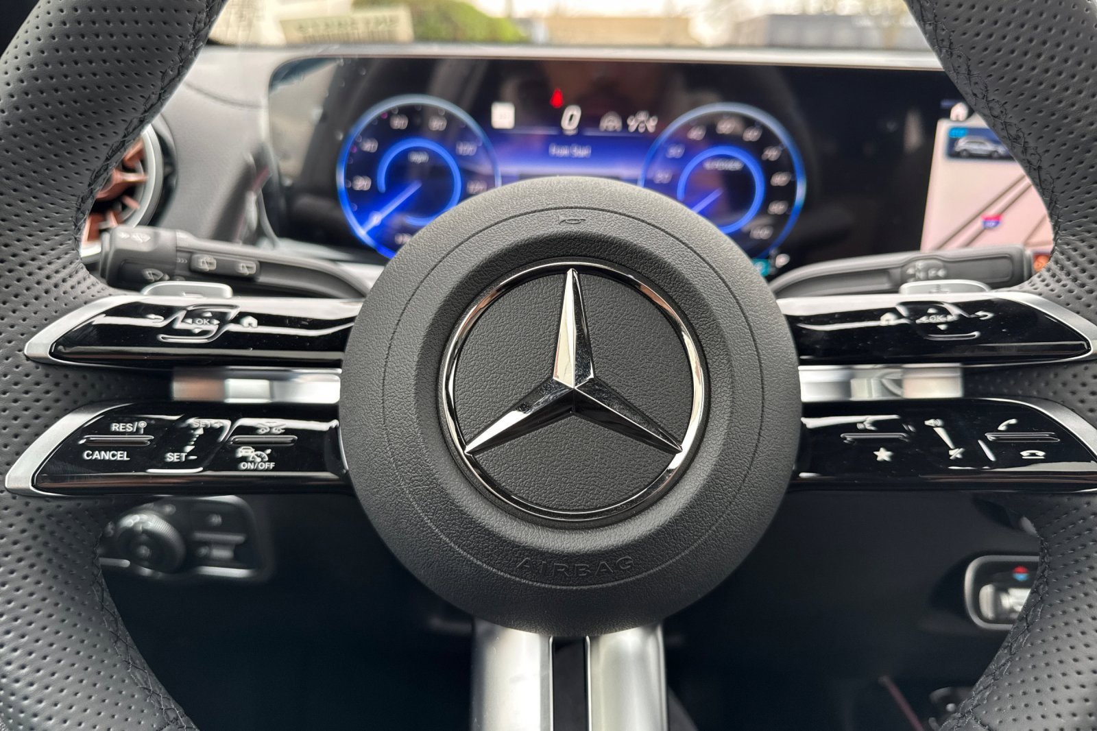 New 2025 Mercedes-Benz EQB 350 4MATIC SUV image 29