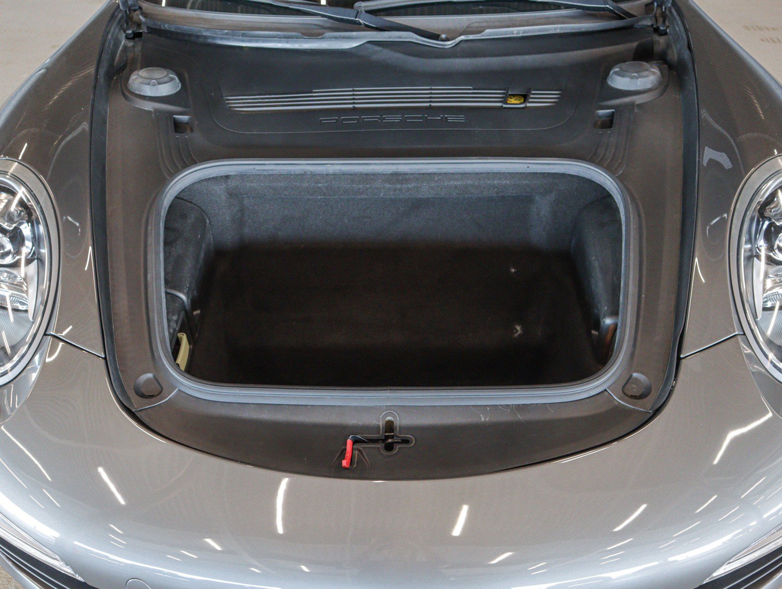 Certified 2015 Porsche 911 Carrera S RWD image 30