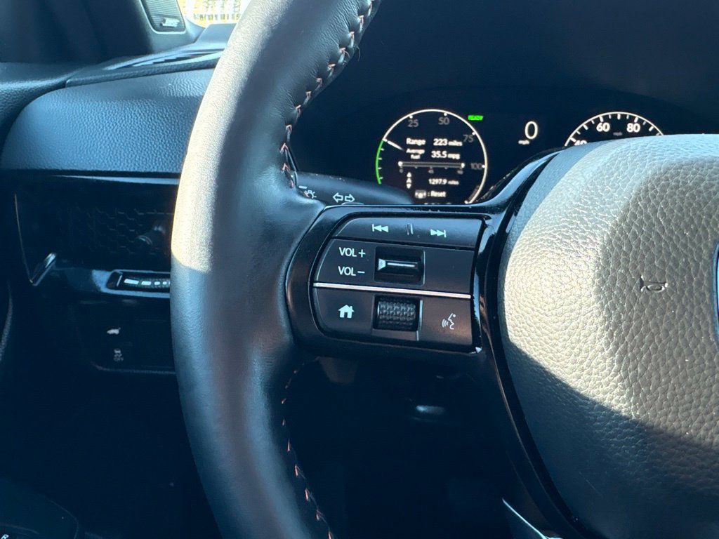 Used 2025 Honda CR-V Sport Touring image 21