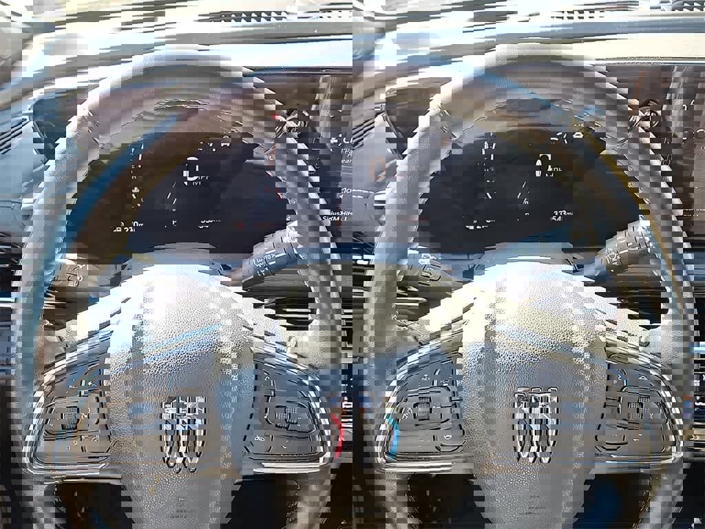 Used 2024 Buick Envista Avenir image 19