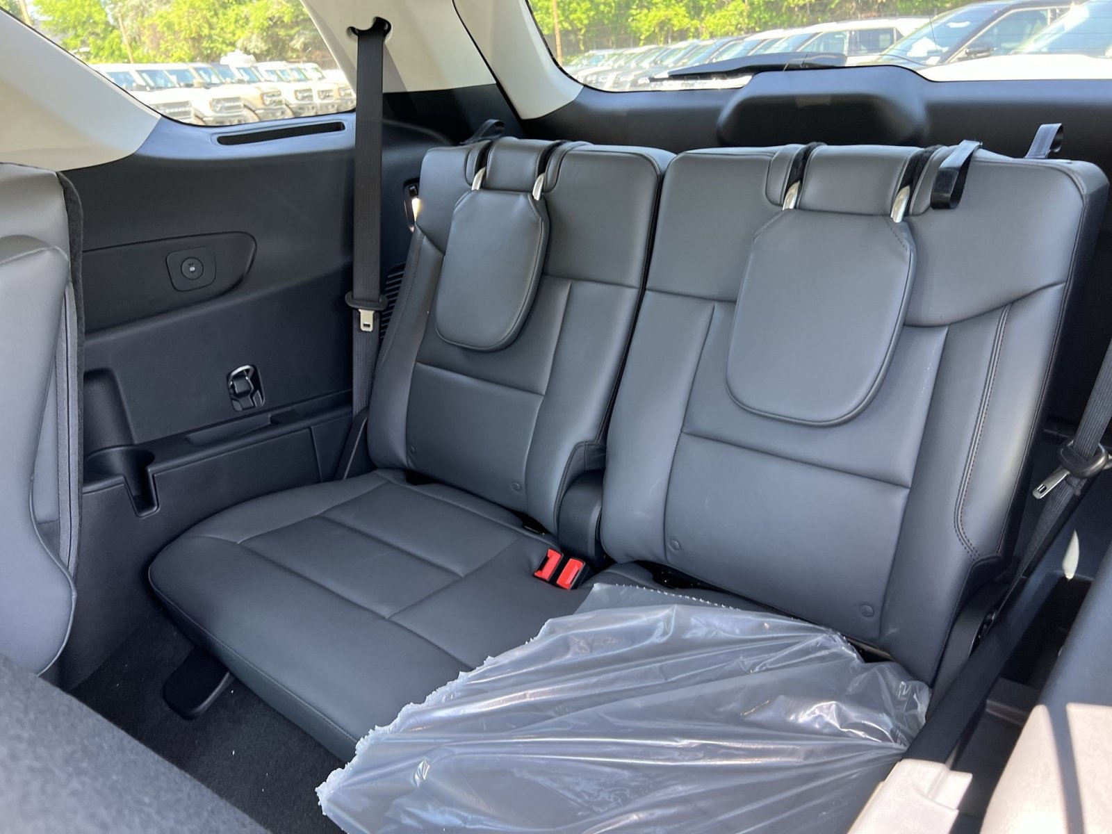 New 2026 Ford Explorer Active w/ Active Comfort Package AWD/4WD image 33